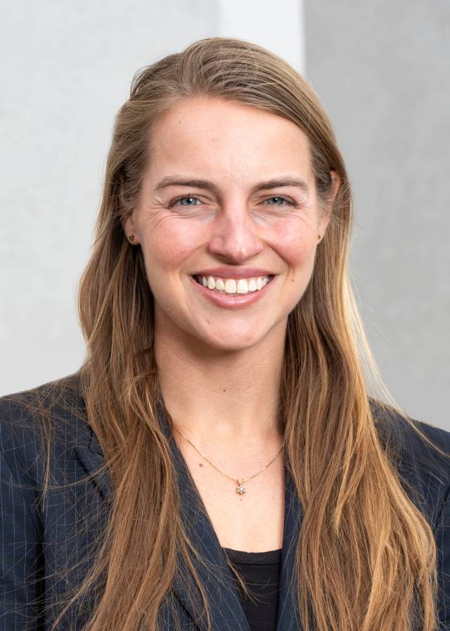 Caroline Miller