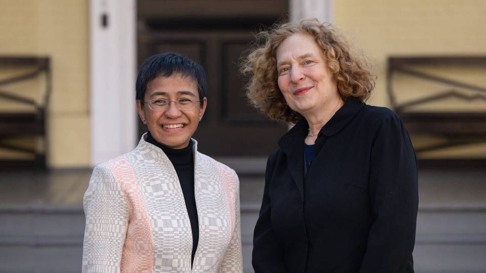 Maria and Julia smiling