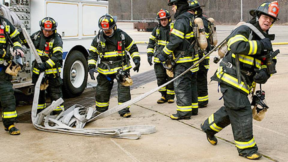 Extending hoses